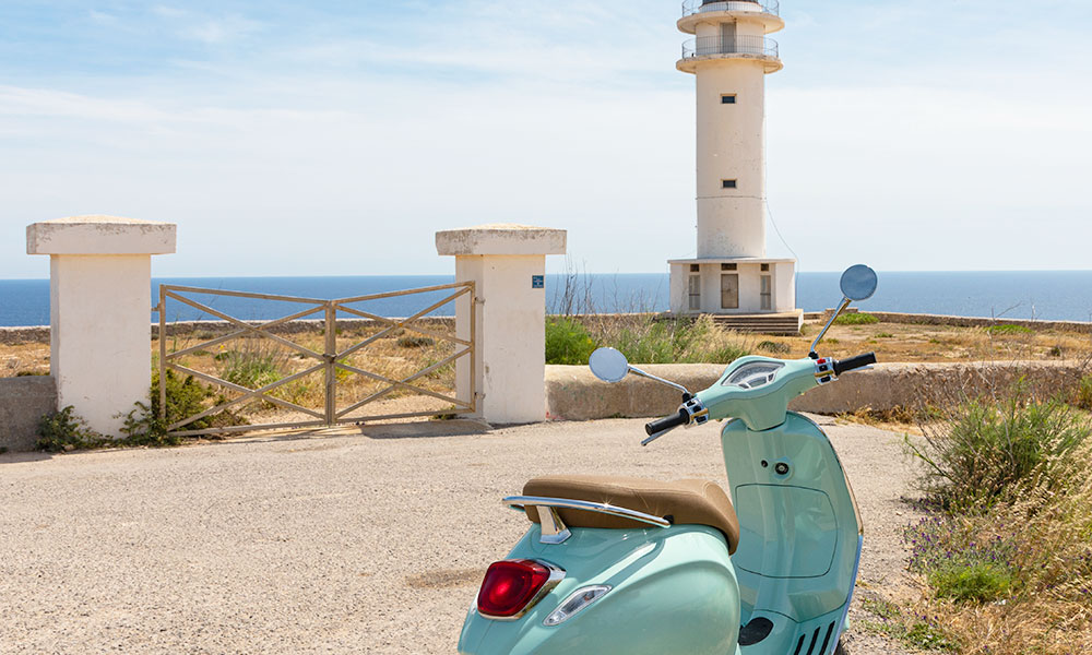 Scooter in Formentera
