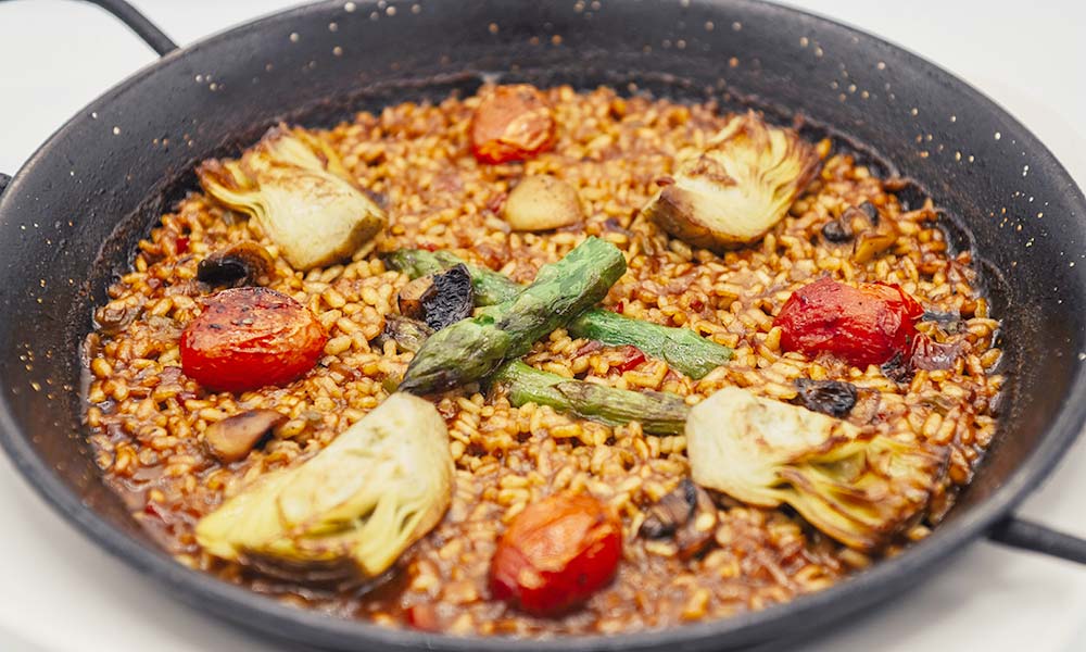 Vegetarian paella