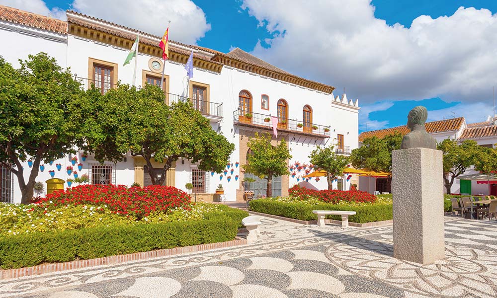Culture, History, and Art, plaza de los Naranjos Marbella