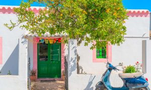 Ibiza towns and villages - Crédito: Pawel Kazmierczak / Shutterstock.com